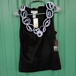 Women's New Jackie Jon Dressy Black Top Romantic Rosettes Roses Flowers Size 10P